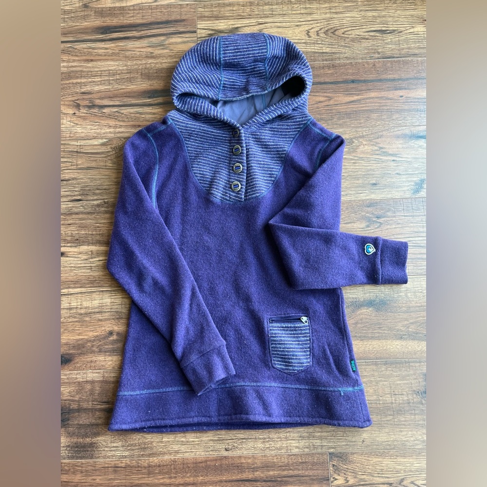 Kuhl pull over sweater